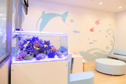 小児科にアクアリウム