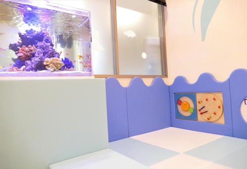 小児科に水槽導入